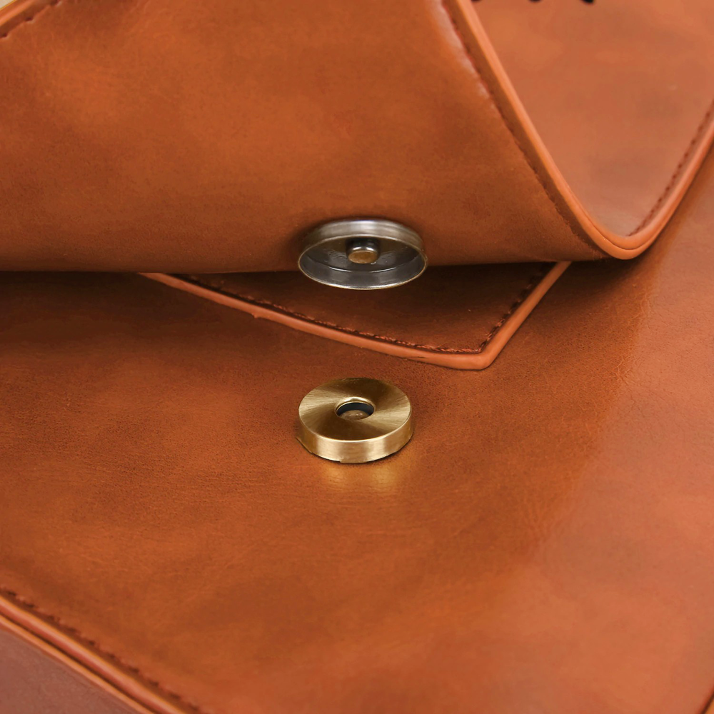 's Backpack with a Stunning, Fashionable Design